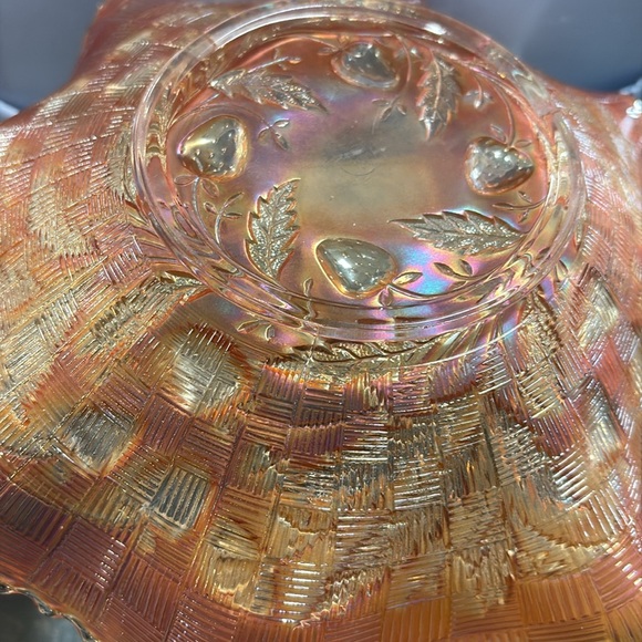 Northwood Wild Strawberry Small Berry Bowl in Marigold Carnival Glass
A11 - Picture 3 of 3